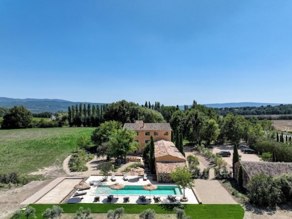 Bastide de Charme • 7 Chambres • Piscine Chauffée